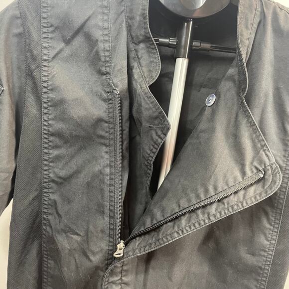 Men's Black Short Sleeve Jacket - Picture 7 of 7